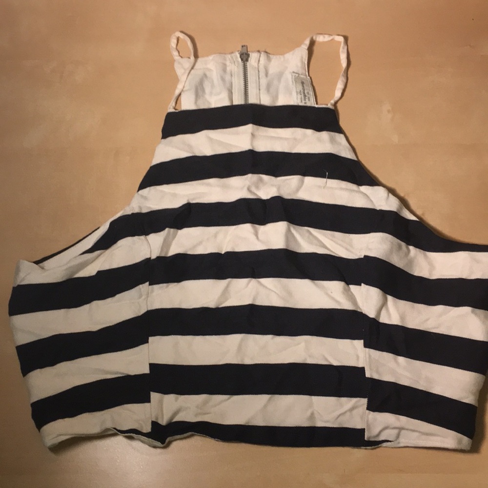 Bold stripe cropped top
